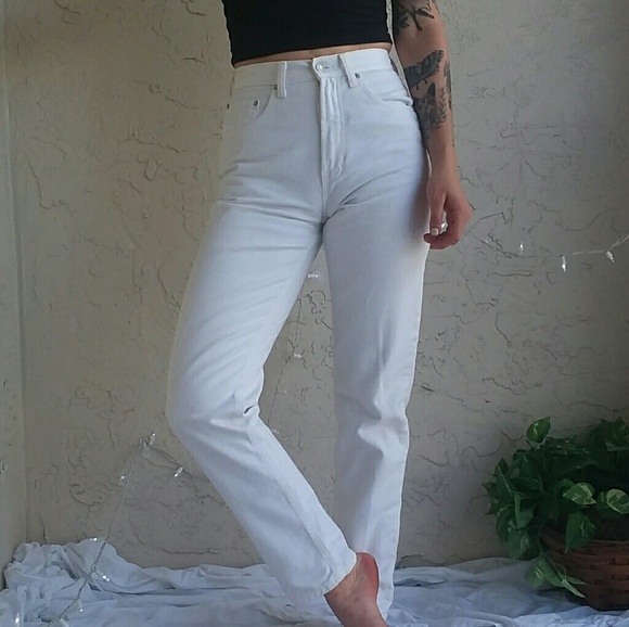 Denim - vintage high waisted white jeans